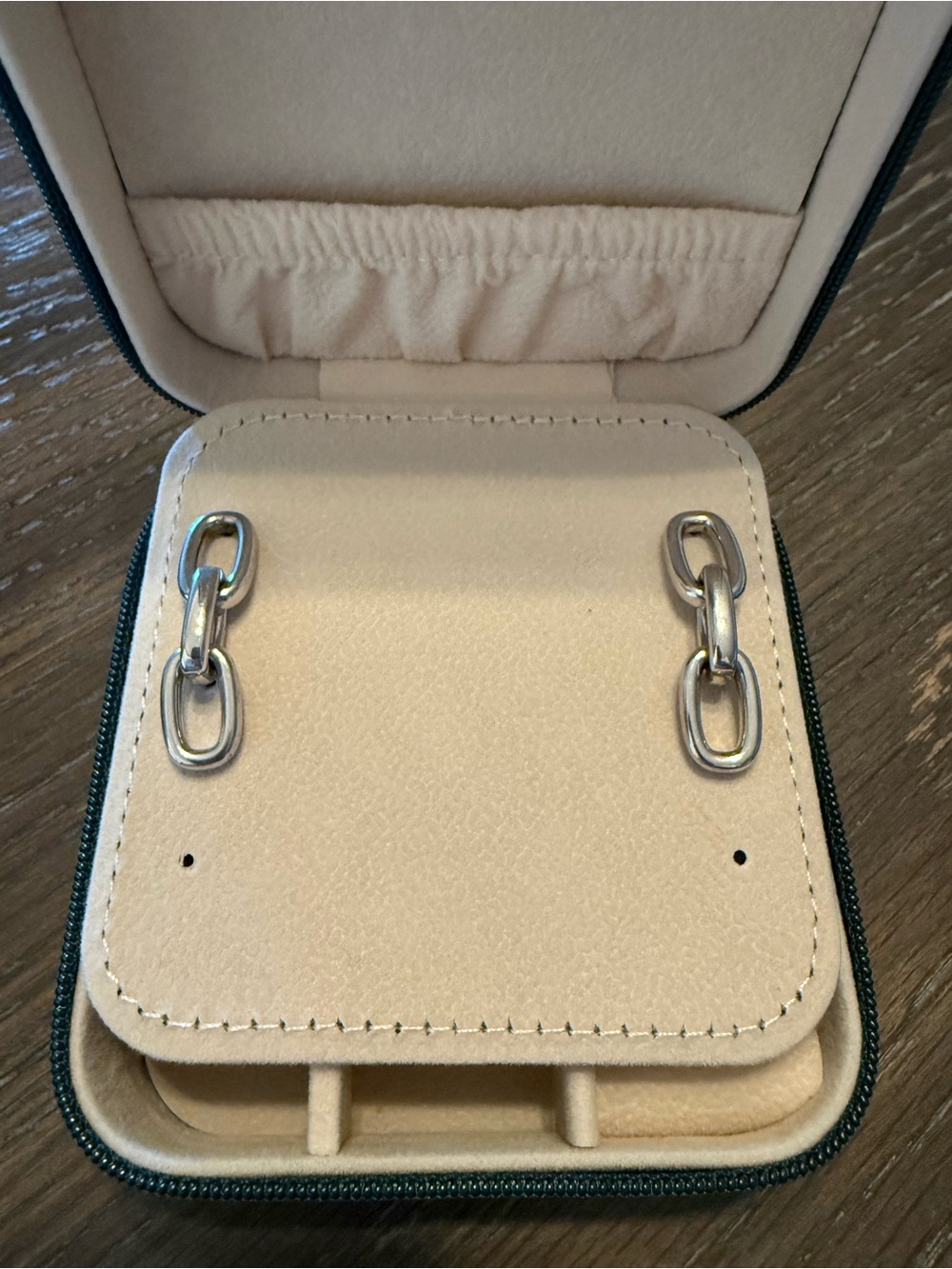 Uncommon James 3 link Chain earrings